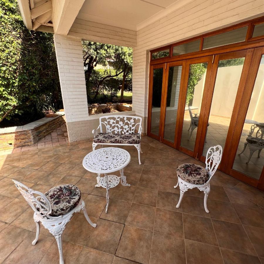 Peaceful@Swansea In Rosebank-Parkwood Apartment Johannesburg Bagian luar foto