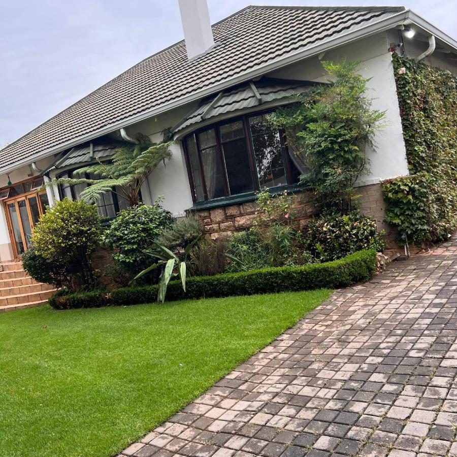 Peaceful@Swansea In Rosebank-Parkwood Apartment Johannesburg Bagian luar foto